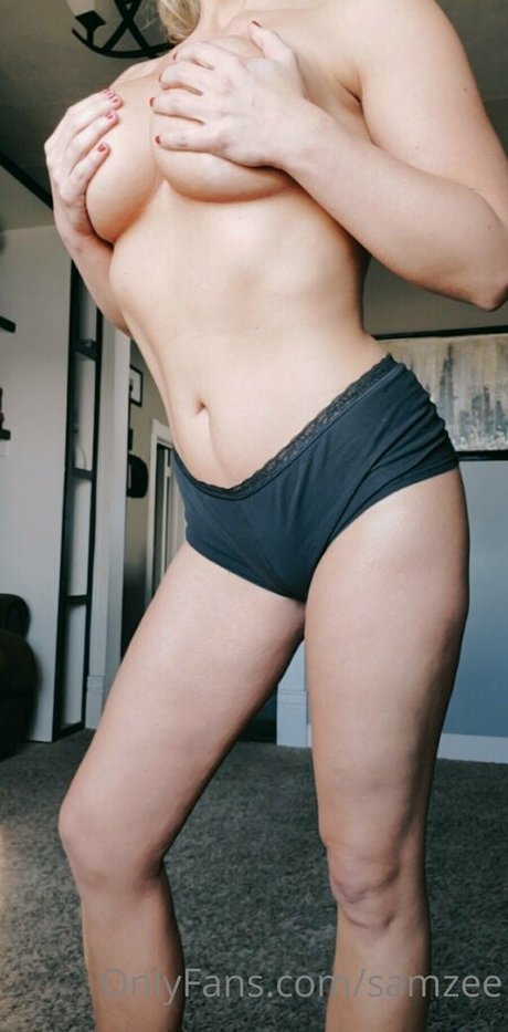 cheating onlyfans beautiful nude photo