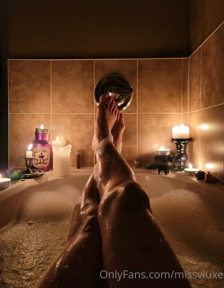 missvluxe star beautiful photos