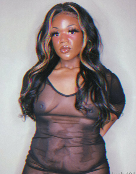 plushd0ll model pretty photos