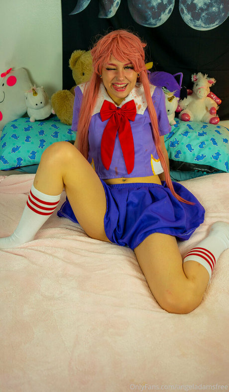 cumsquishfree free actress picture