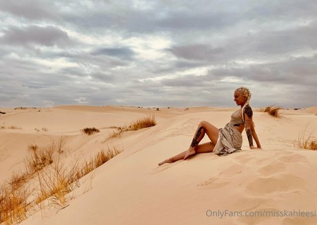 misskahleesi star beautiful archive