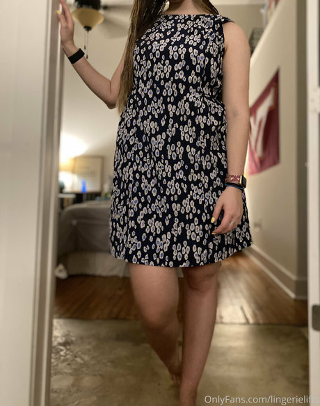 lingerielifts beautiful model photos