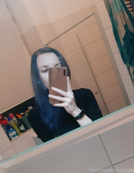 miamoar best actress img