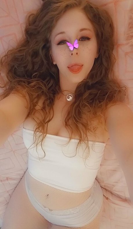 pinkpineapple63 star erotic pic