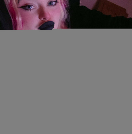 dripping wet pussy onlyfans beautiful naked pictures