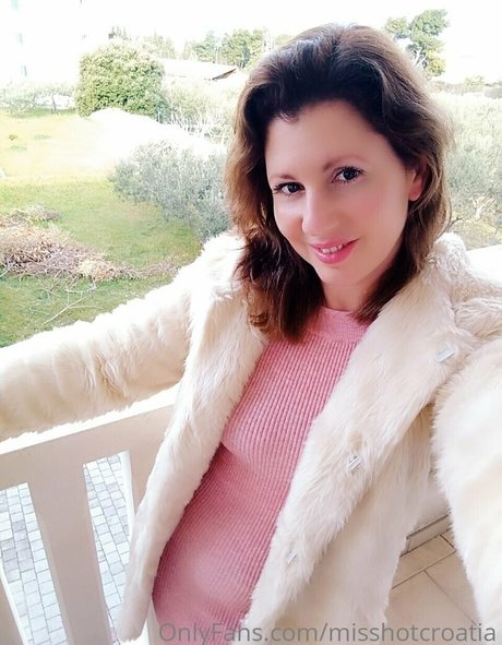 feet slave onlyfans exclusive images