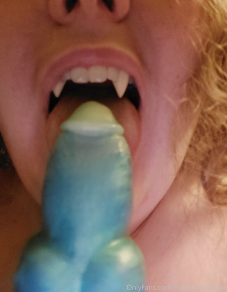 asian influencer onlyfans pornographic picture