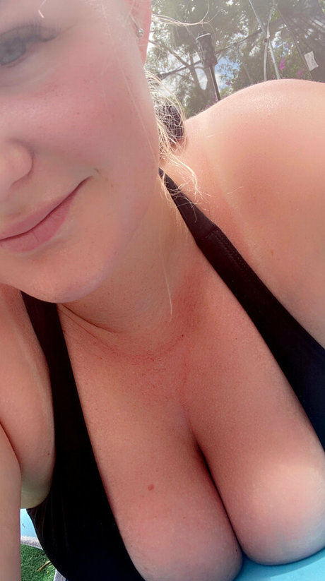 skinny model onlyfans nudes archive