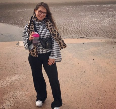 g cup tits onlyfans hot img