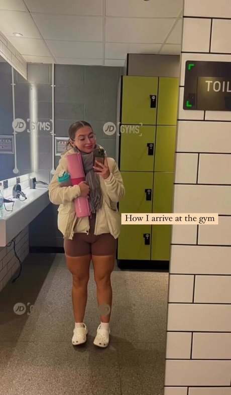 knees onlyfans beautiful naked pics