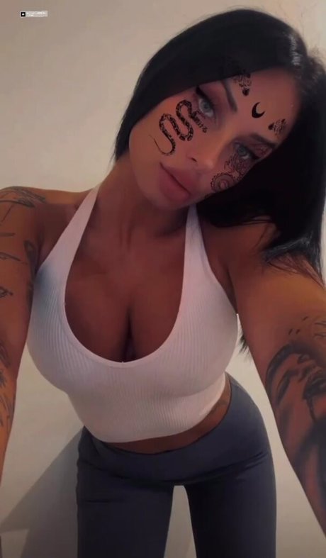 Priscillaspiridis star perfect photo