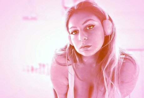 babe onlyfans art xxx picture