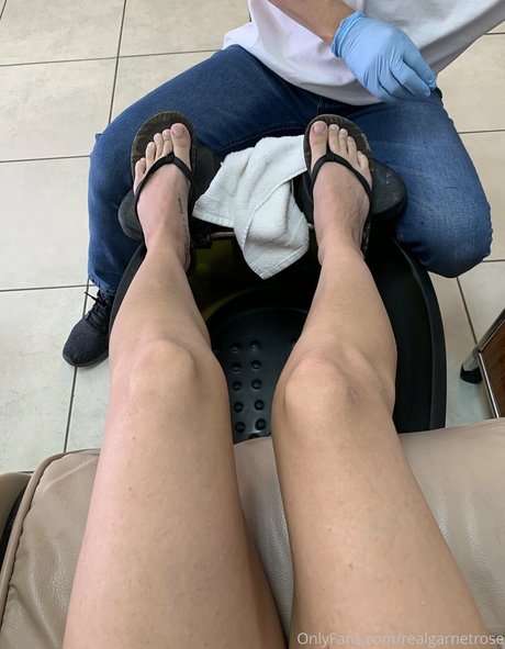 ebony wet pussy onlyfans nude pics