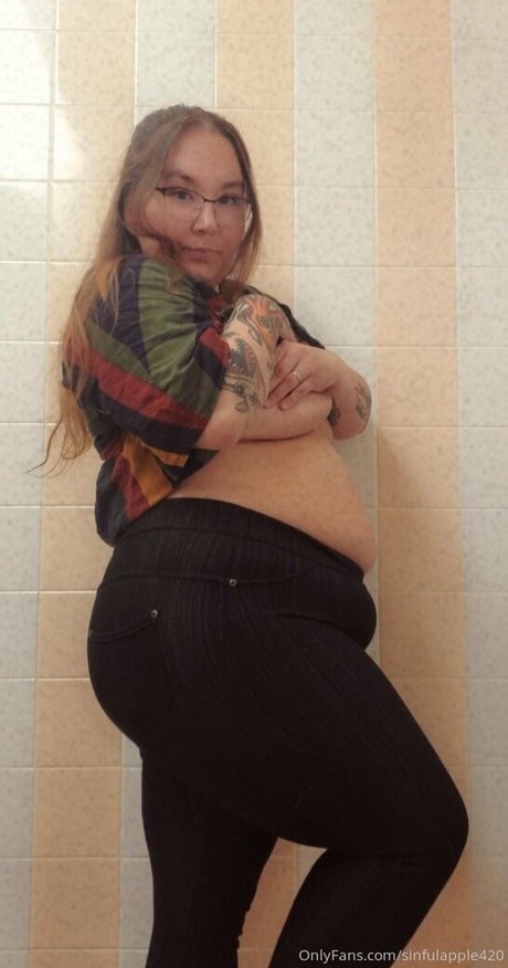 mirror onlyfans beautiful nude image