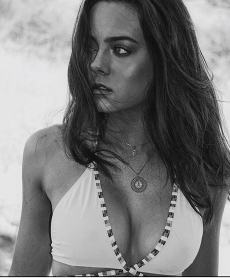 Ava Allan pornstar nice pictures