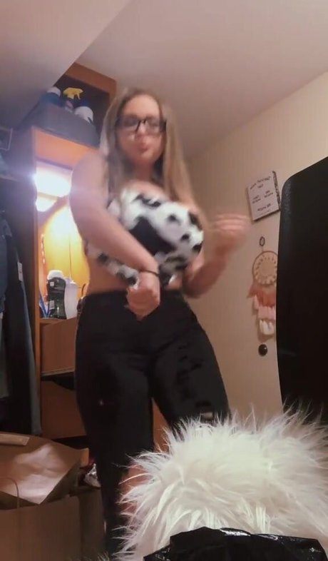 popular trans onlyfans xxx gallery