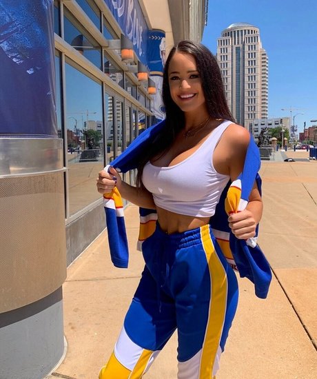 Rachel Stuhlmann nudes model picture