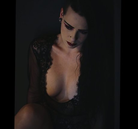 Darkmoon model sex gallery