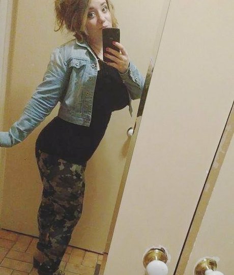 lartdanstoutessesformes nude pornstar picture