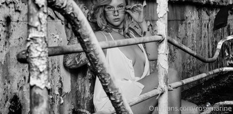 bathroom fuck onlyfans free gallery