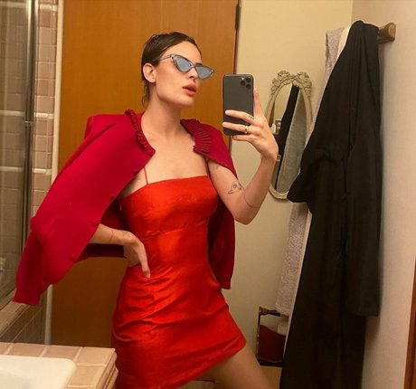 Tallulah Willis hot model photo