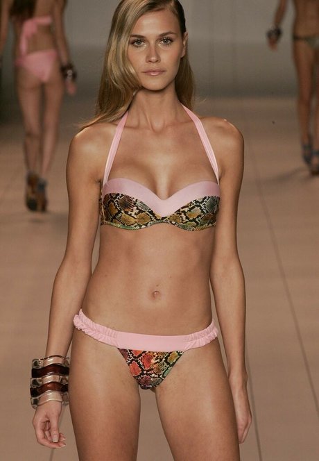 Renata Kuerten pretty pornstar photos