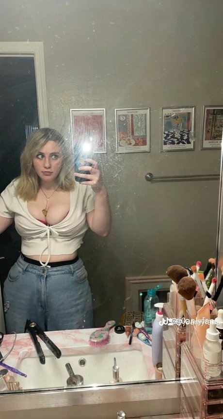 lolabotomy star porn picture