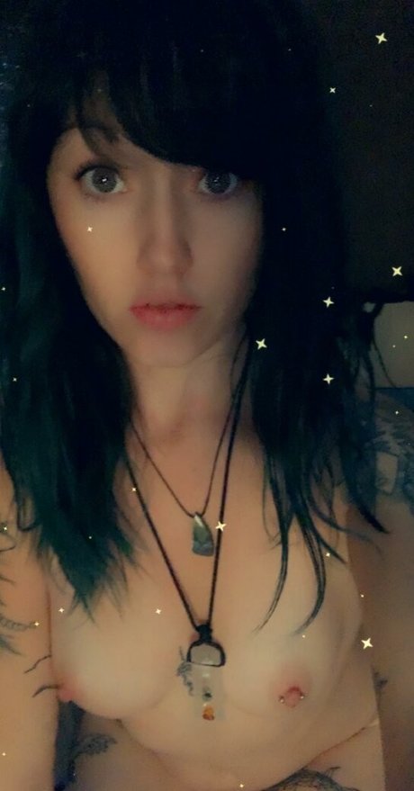 Altaluna star adult photo