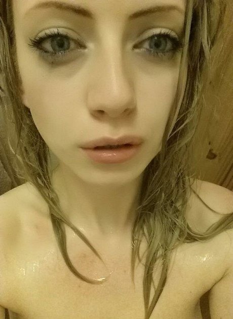 busty redhead onlyfans top image