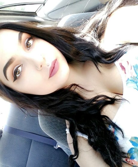 drearoseee star free pic