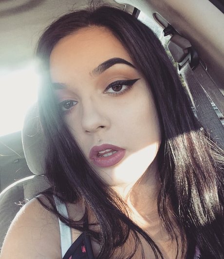 drearoseee model adult photos