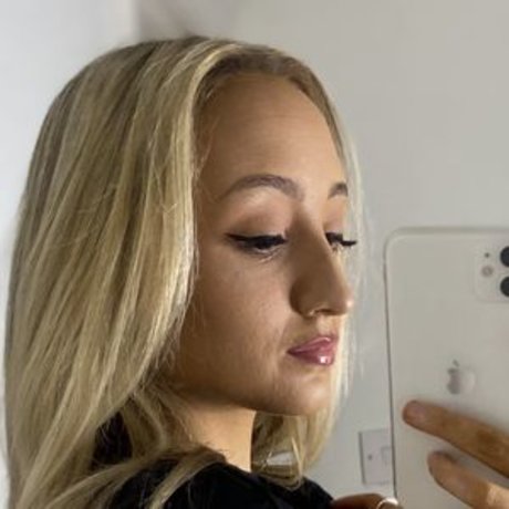 Nikkitta Sawyer sex star images