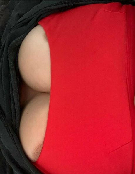 Sophie M porn model photos