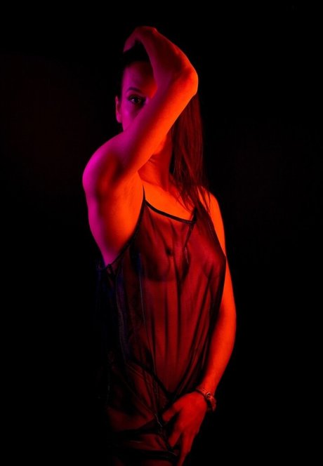 Tittiesandterpenes erotic model gallery