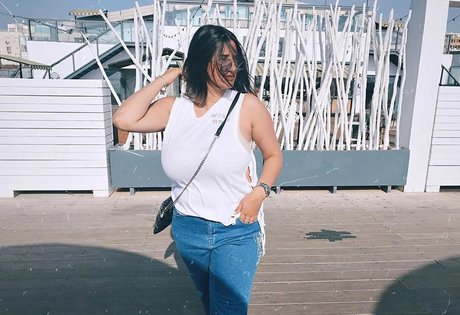 ebony midget onlyfans free image