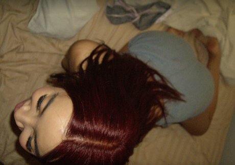 misslyllah high quality model picture