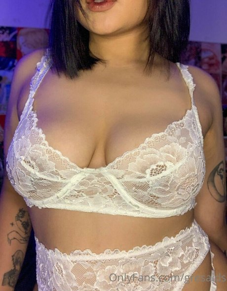 gresaids model nudes images