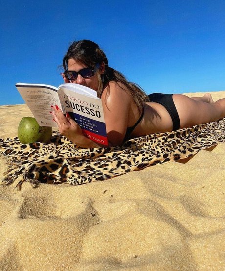 Ana Zimerman naked pornstar img