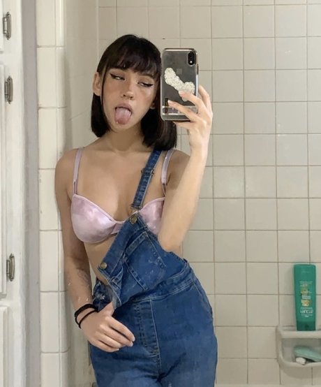 mom feet onlyfans pornographic photos