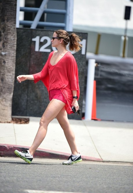 lesbian milf onlyfans hot photos