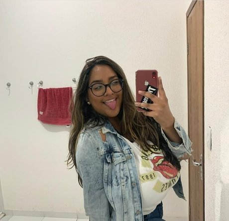 Sofia Mendonca naked pornstar photos