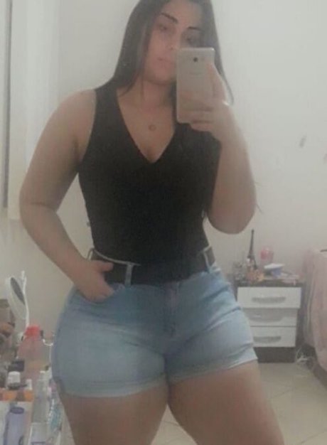 Algo Da Jeeysa Mendes model photo