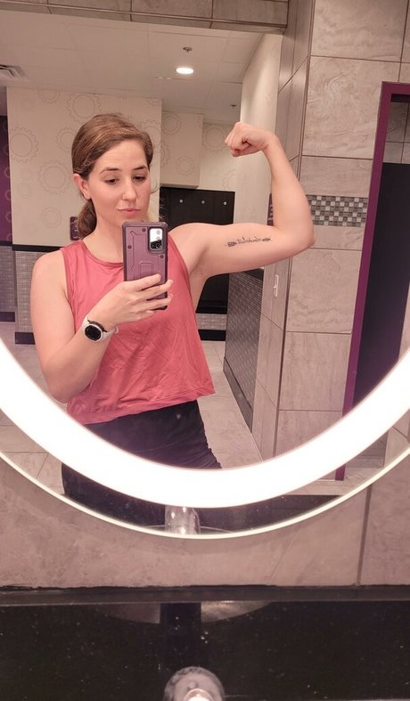 hairy granny onlyfans exclusive image