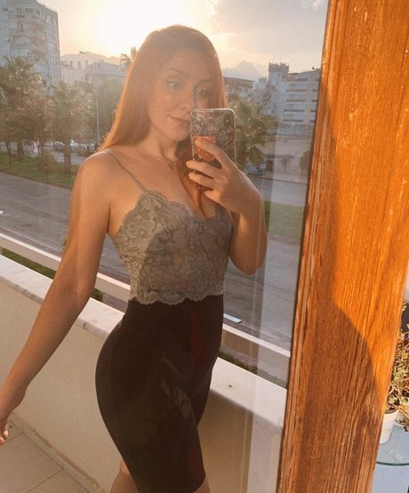 Ezgi Zorba pornstar nudes pic