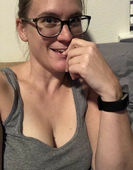 Beard SittingTX nude actress archive