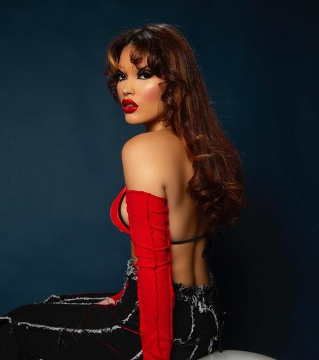 goth thick onlyfans free xxx picture