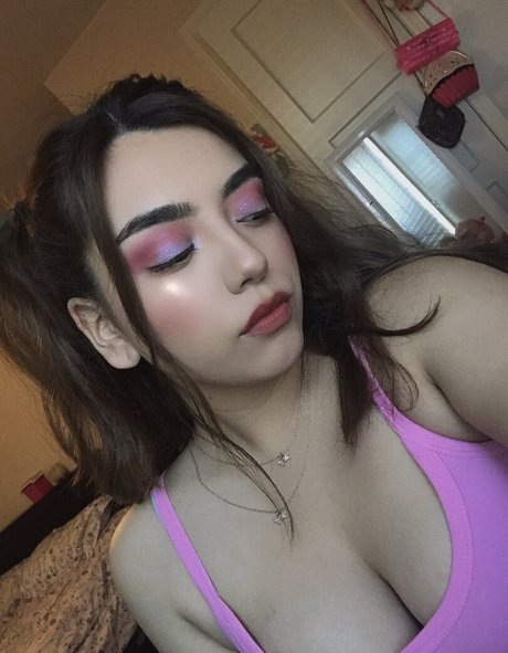 April Maribel Espinoza star nice image