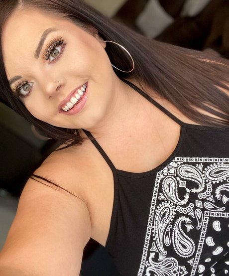 hard nipples onlyfans porno image