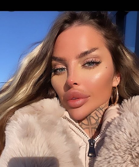 lola official star porn gallery