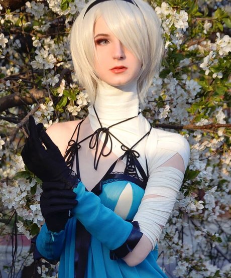 Holly White model adult photos